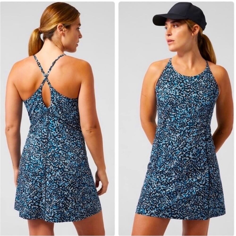 Athleta Infinity dress built in‎ with shorts blue leopard Sz M
